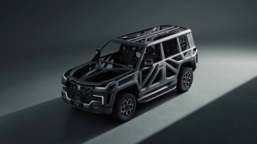 成都255仰望U8硬派越野的科技魅力，国能汽车对传统燃油车市场的冲击